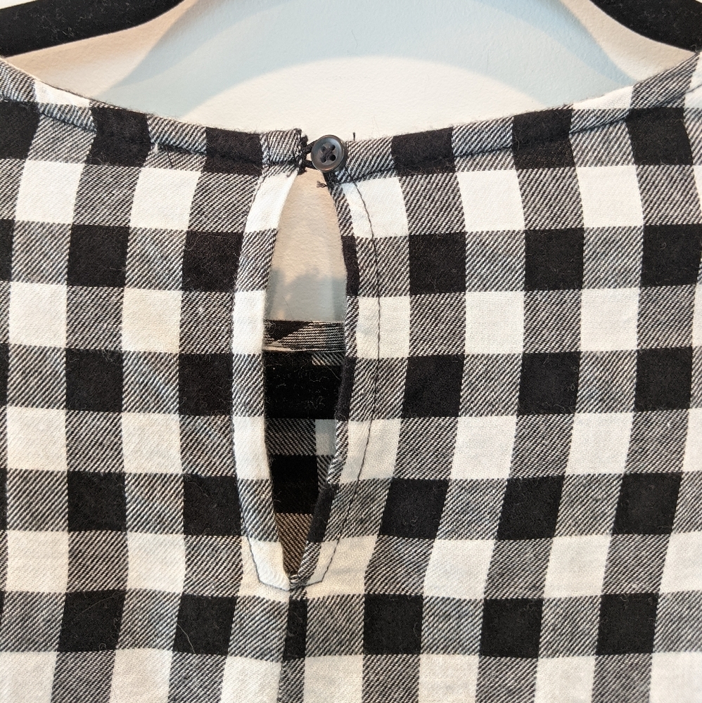 Beach Lunch Lounge Gingham flair sleeve blouse - Picture 4 of 7